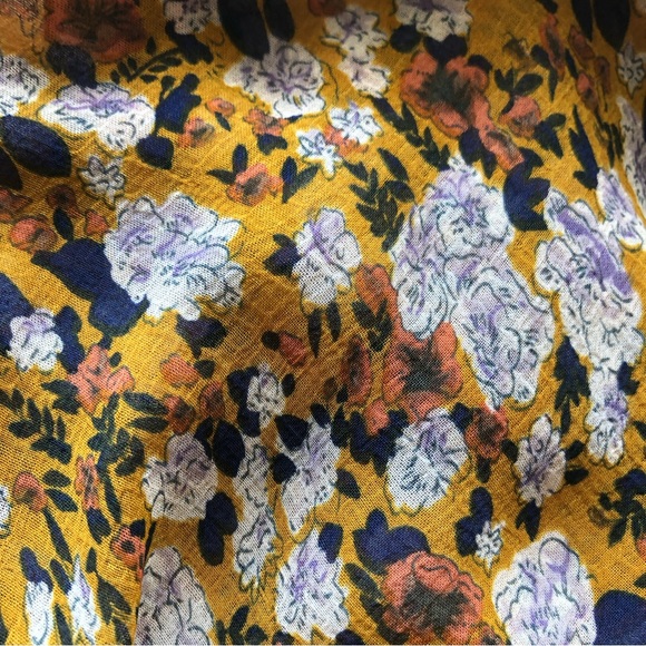 MELLÓDAY Sheer Golden Yellow with White Blooms Print MIDI Dress – XS - Picture 4 of 16